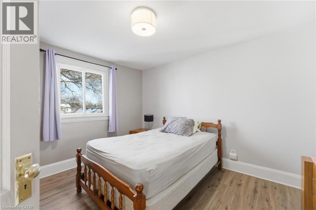 24 Mahoney Avenue, Toronto, Ontario  M6M 2H4 - Photo 14 - 40793906