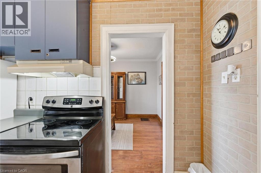 24 Mahoney Avenue, Toronto, Ontario  M6M 2H4 - Photo 9 - 40793906