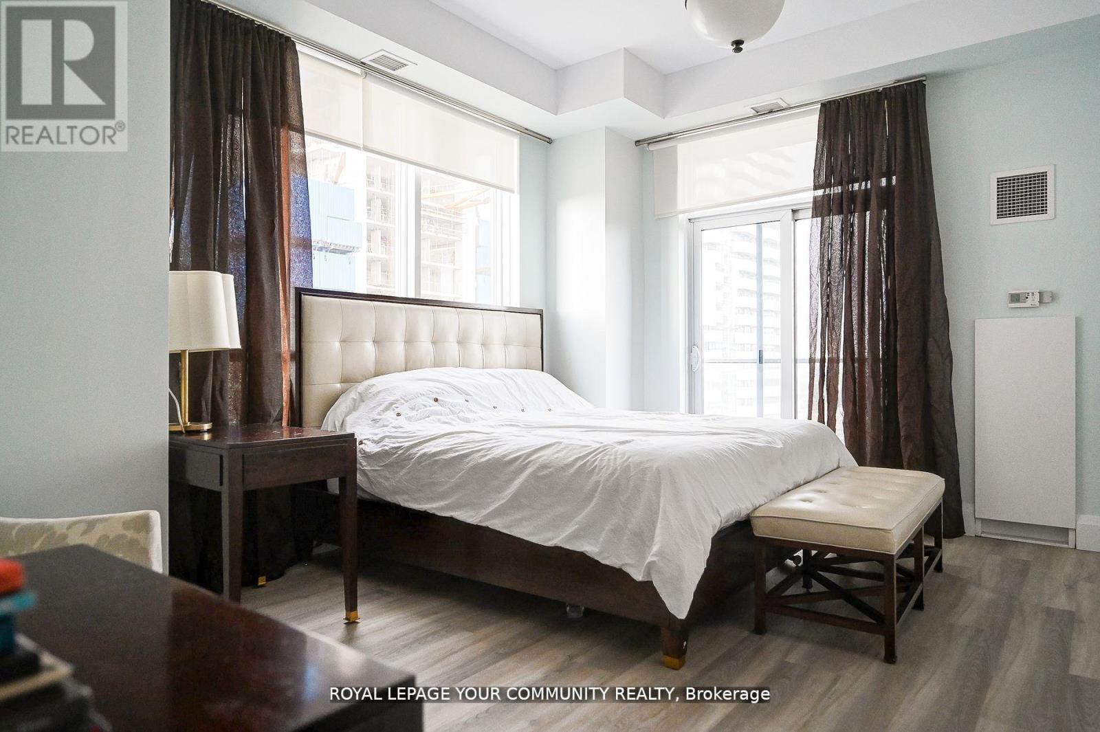 Ph 35 - 21 Balmuto Street, Toronto, Ontario  M4Y 1W4 - Photo 12 - C12633364