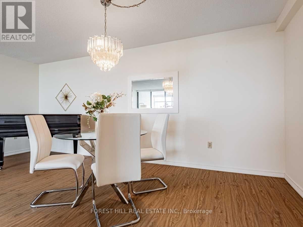 2004 - 100 Antibes Drive, Toronto, Ontario  M2R 3N1 - Photo 13 - C12633408