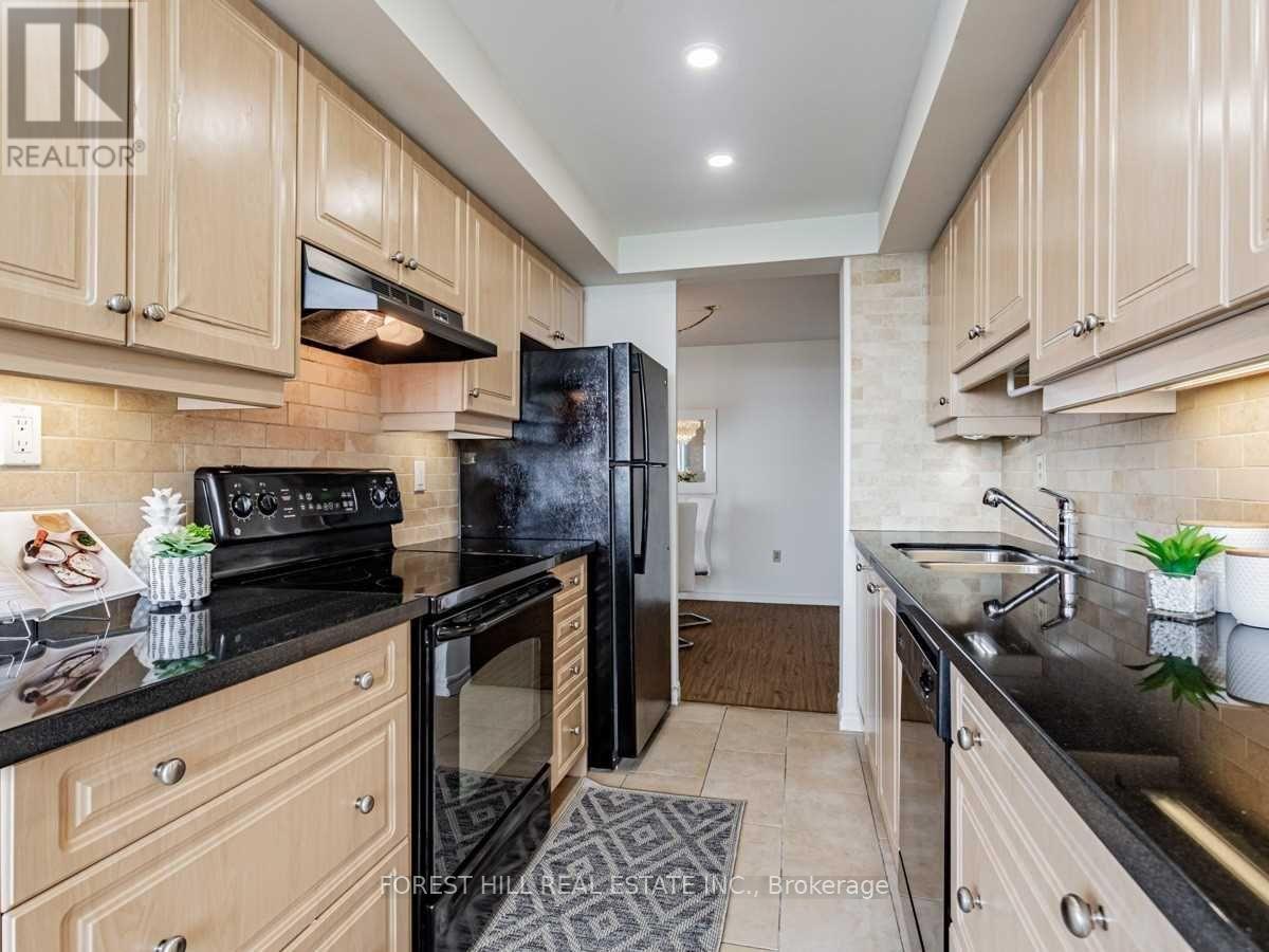 2004 - 100 Antibes Drive, Toronto, Ontario  M2R 3N1 - Photo 20 - C12633408