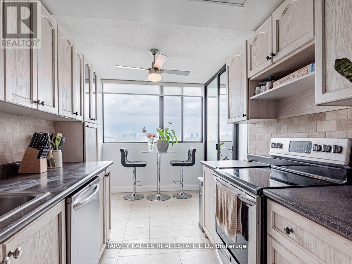 1408 - 133 Torresdale Avenue, Toronto (Westminster-Branson), Ontario  M2R 3T2 - Photo 3 - C12633462