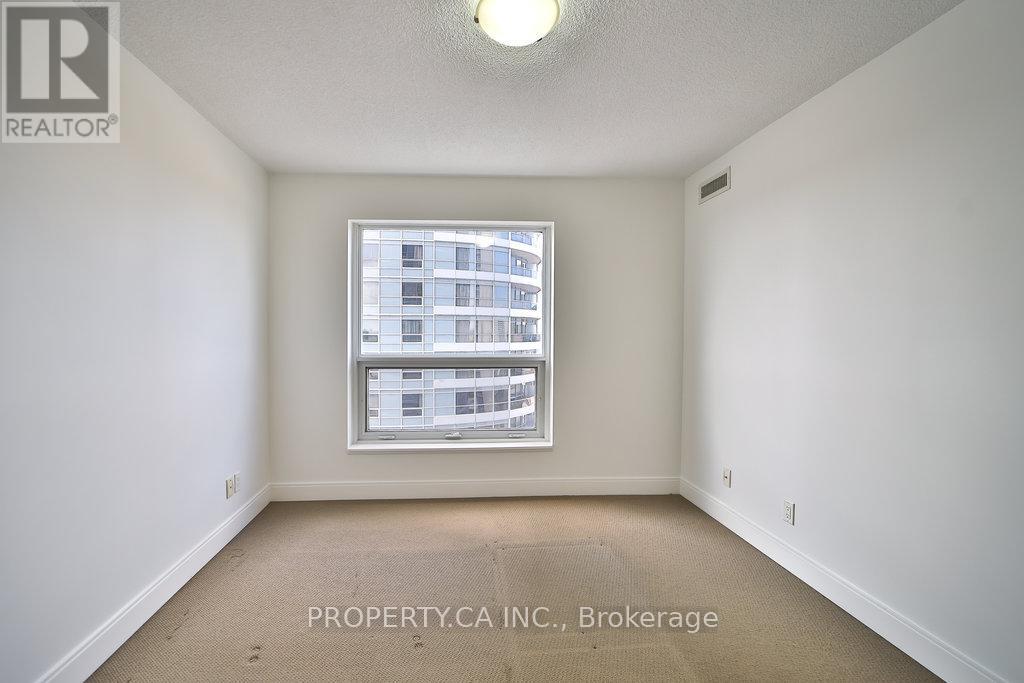 1219 - 135 Village Green Square, Toronto, Ontario  M1S 0G4 - Photo 19 - E12633422