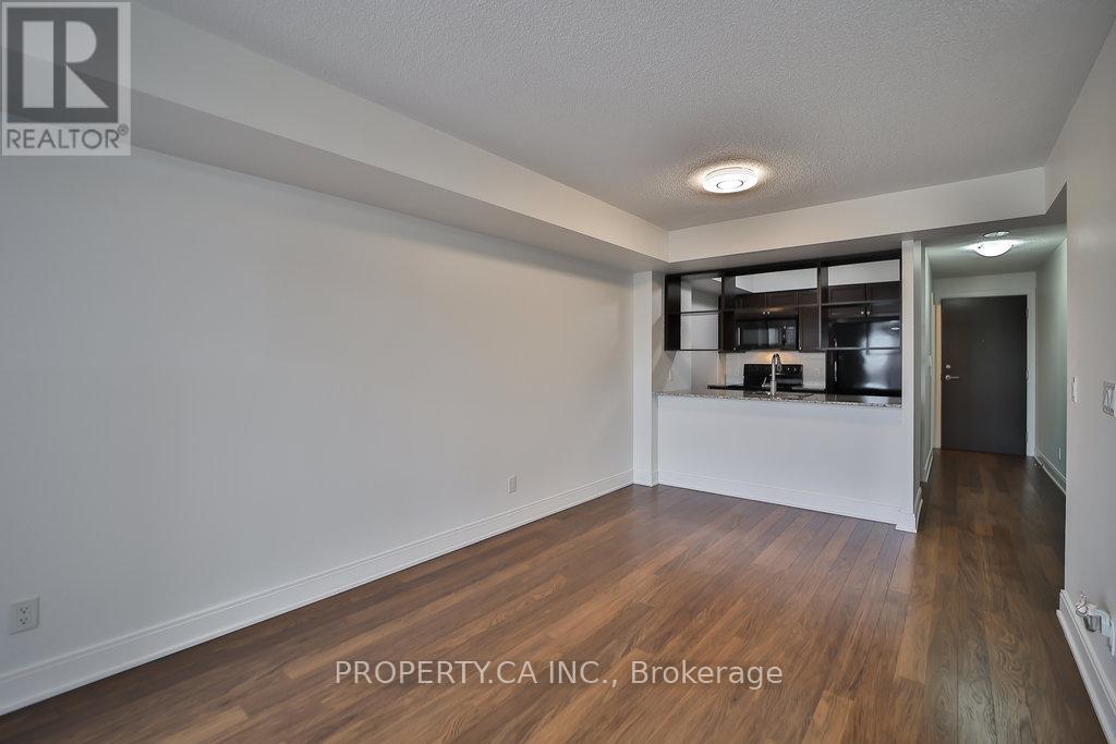 1219 - 135 Village Green Square, Toronto, Ontario  M1S 0G4 - Photo 8 - E12633422