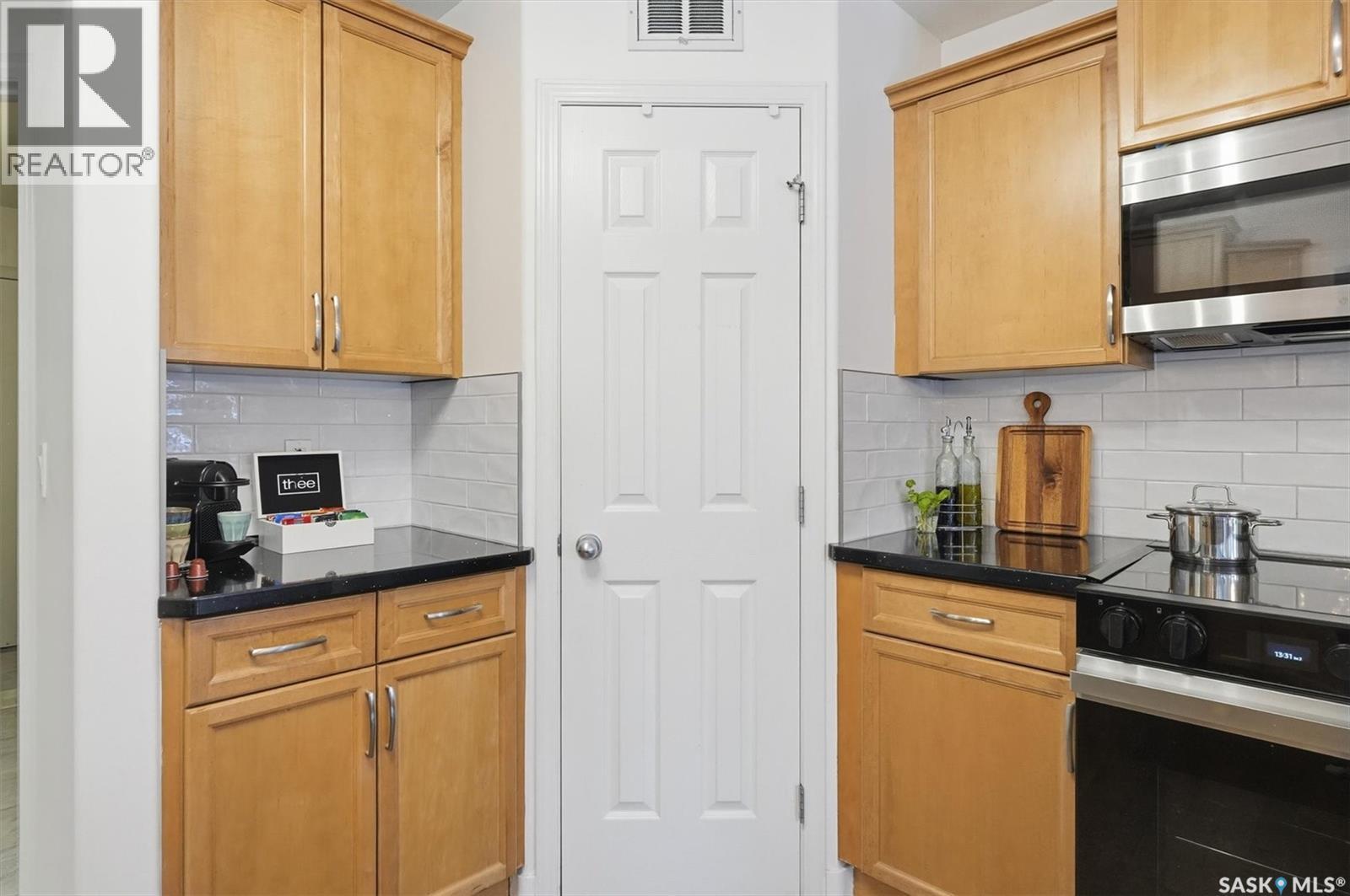 323 Hettle Cove, Saskatoon, Saskatchewan  S7T 0E8 - Photo 14 - SK025619