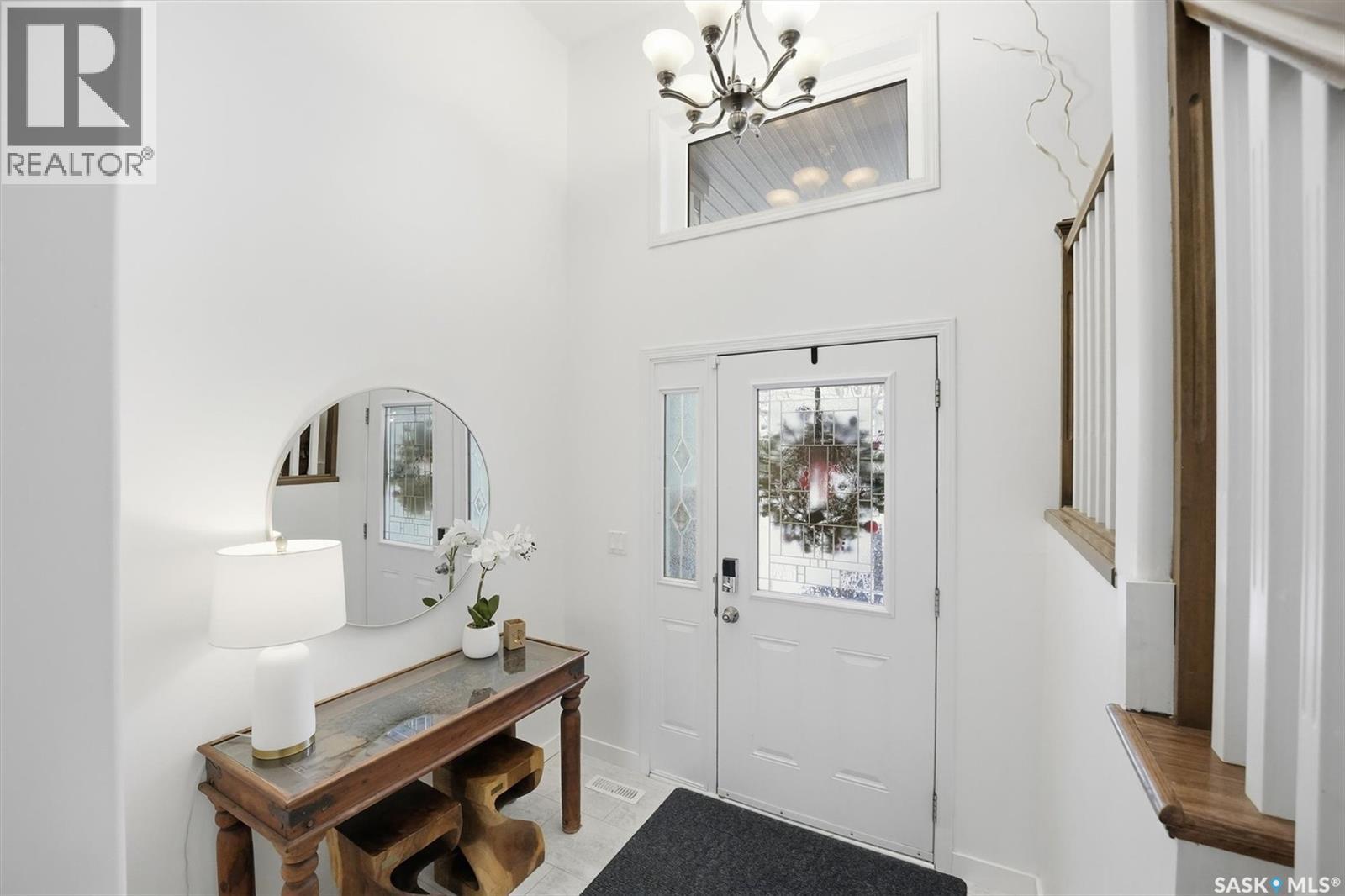 323 Hettle Cove, Saskatoon, Saskatchewan  S7T 0E8 - Photo 3 - SK025619