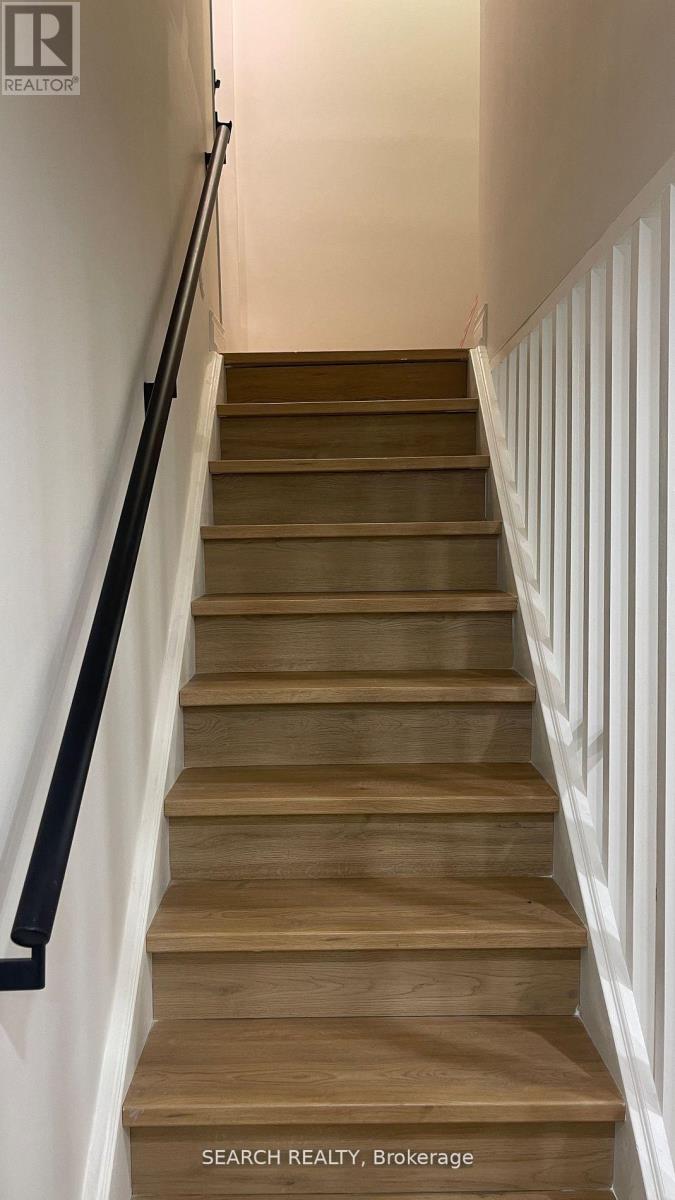 5560 Ethan Drive, Mississauga, Ontario L5M 0N2 - Photo 11 - W12599916