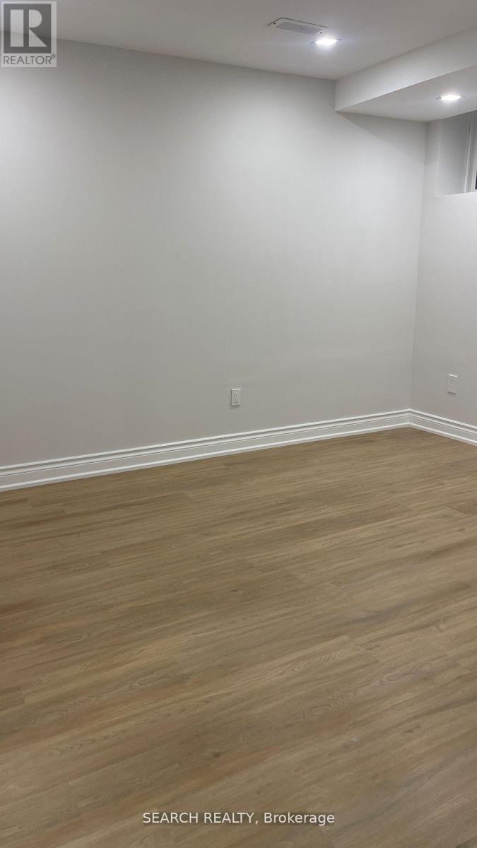 5560 Ethan Drive, Mississauga, Ontario L5M 0N2 - Photo 6 - W12599916