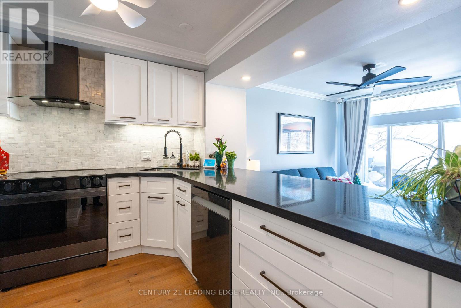 9 - 9 Davy Point Circle, Georgina, Ontario  L4P 3H2 - Photo 15 - N12633362