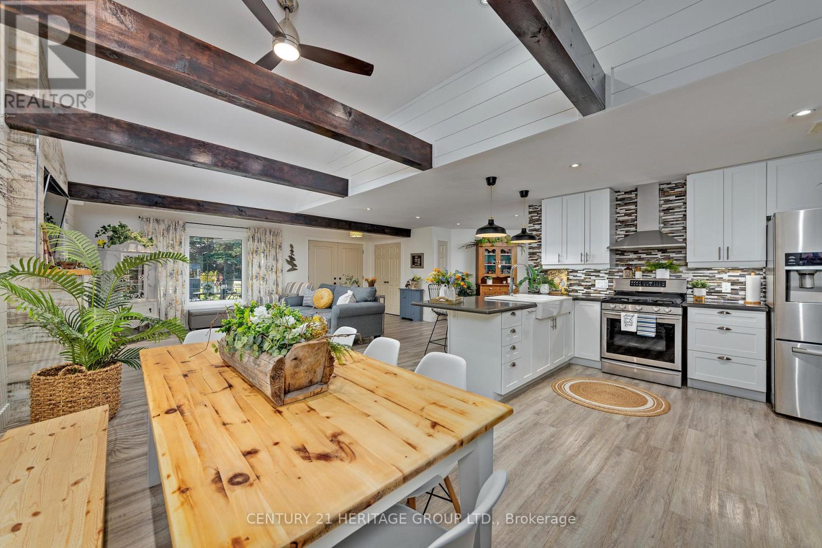 182 Parkview Drive, Innisfil (Gilford), Ontario  L0L 1R0 - Photo 15 - N12633370