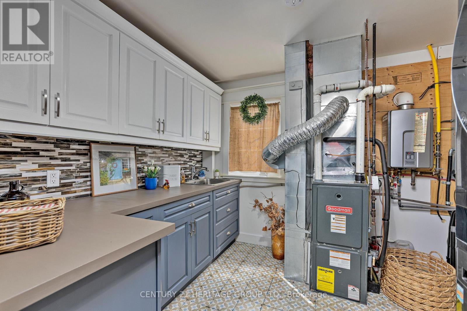 182 Parkview Drive, Innisfil (Gilford), Ontario  L0L 1R0 - Photo 24 - N12633370