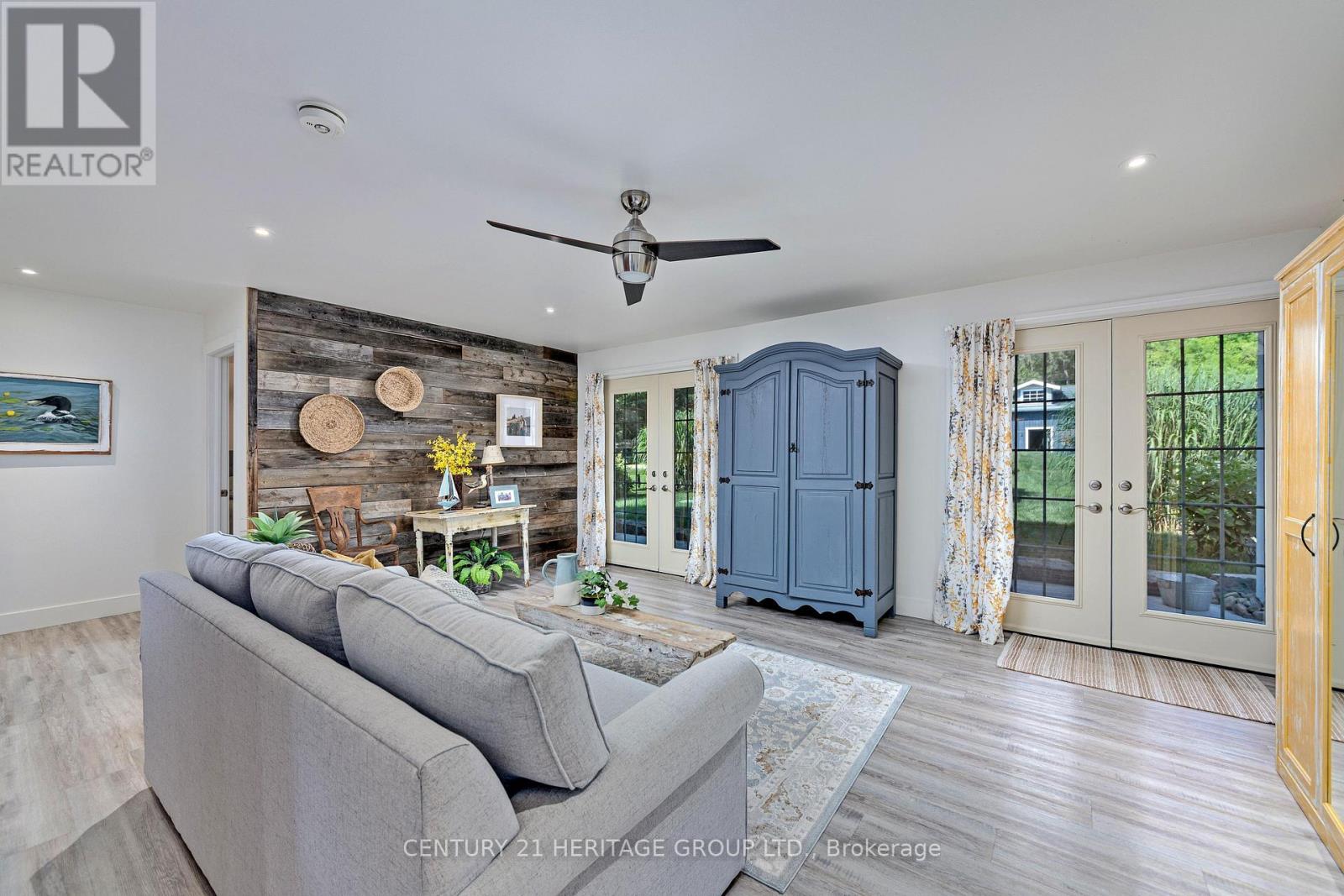 182 Parkview Drive, Innisfil (Gilford), Ontario  L0L 1R0 - Photo 5 - N12633370