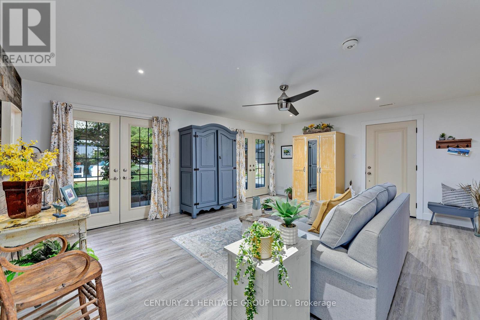 182 Parkview Drive, Innisfil (Gilford), Ontario  L0L 1R0 - Photo 6 - N12633370