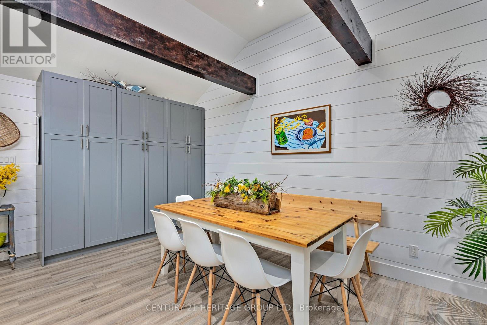 182 Parkview Drive, Innisfil (Gilford), Ontario  L0L 1R0 - Photo 7 - N12633370