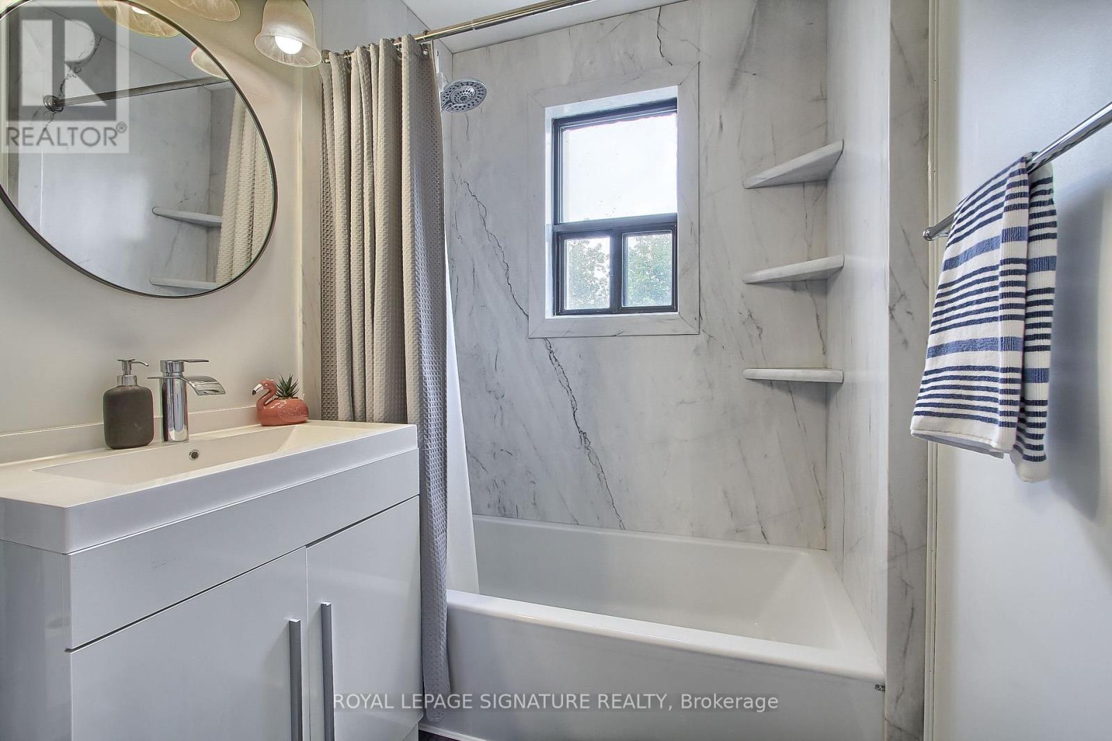 12 - 136 Scanlon Avenue, Bradford West Gwillimbury (Bradford), Ontario  L3Z 1G6 - Photo 28 - N12633400