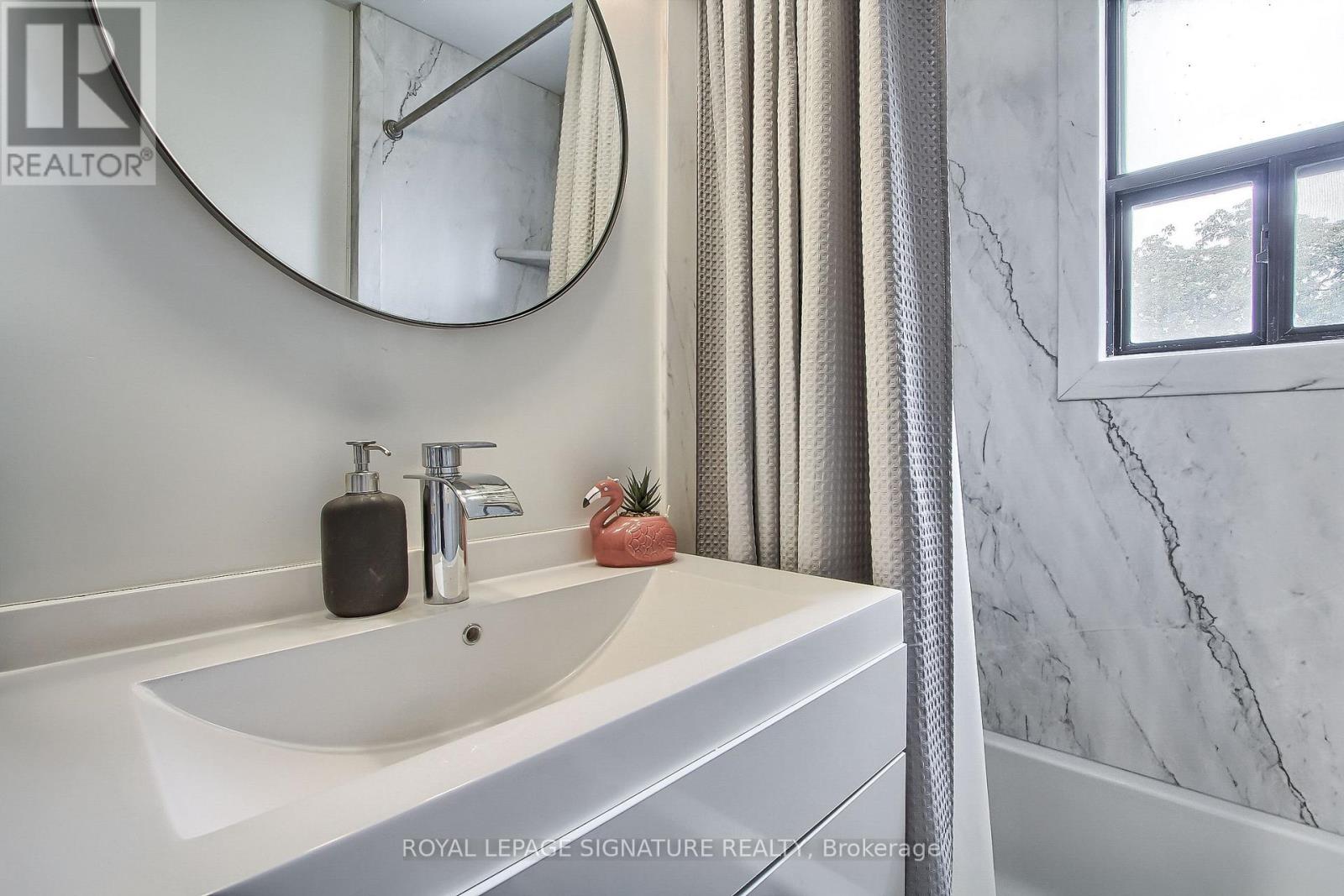 12 - 136 Scanlon Avenue, Bradford West Gwillimbury (Bradford), Ontario  L3Z 1G6 - Photo 29 - N12633400