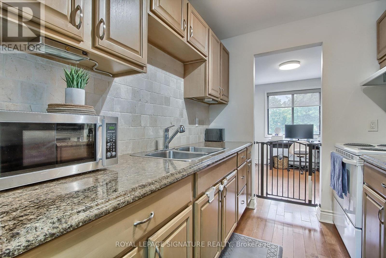 12 - 136 Scanlon Avenue, Bradford West Gwillimbury (Bradford), Ontario  L3Z 1G6 - Photo 9 - N12633400