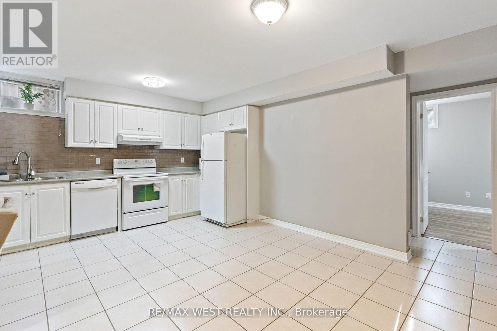 47 Timber Lane, Vaughan (East Woodbridge), Ontario  L4L 3J6 - Photo 15 - N12633472