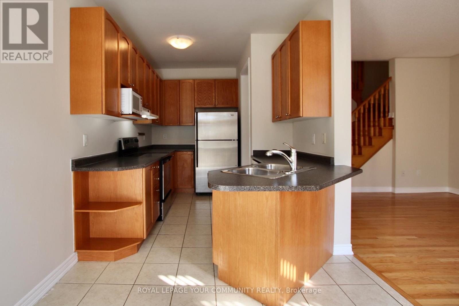 91 Gauguin Avenue, Vaughan (Patterson), Ontario  L4J 9J4 - Photo 11 - N12633476