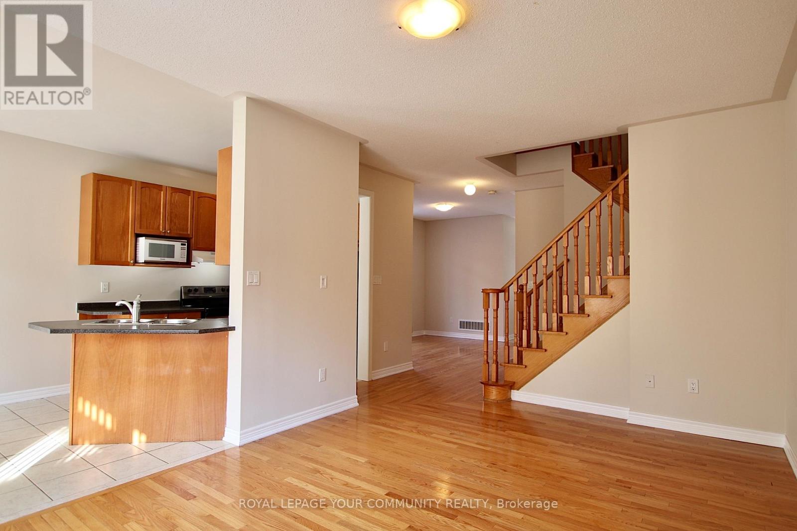 91 Gauguin Avenue, Vaughan (Patterson), Ontario  L4J 9J4 - Photo 7 - N12633476