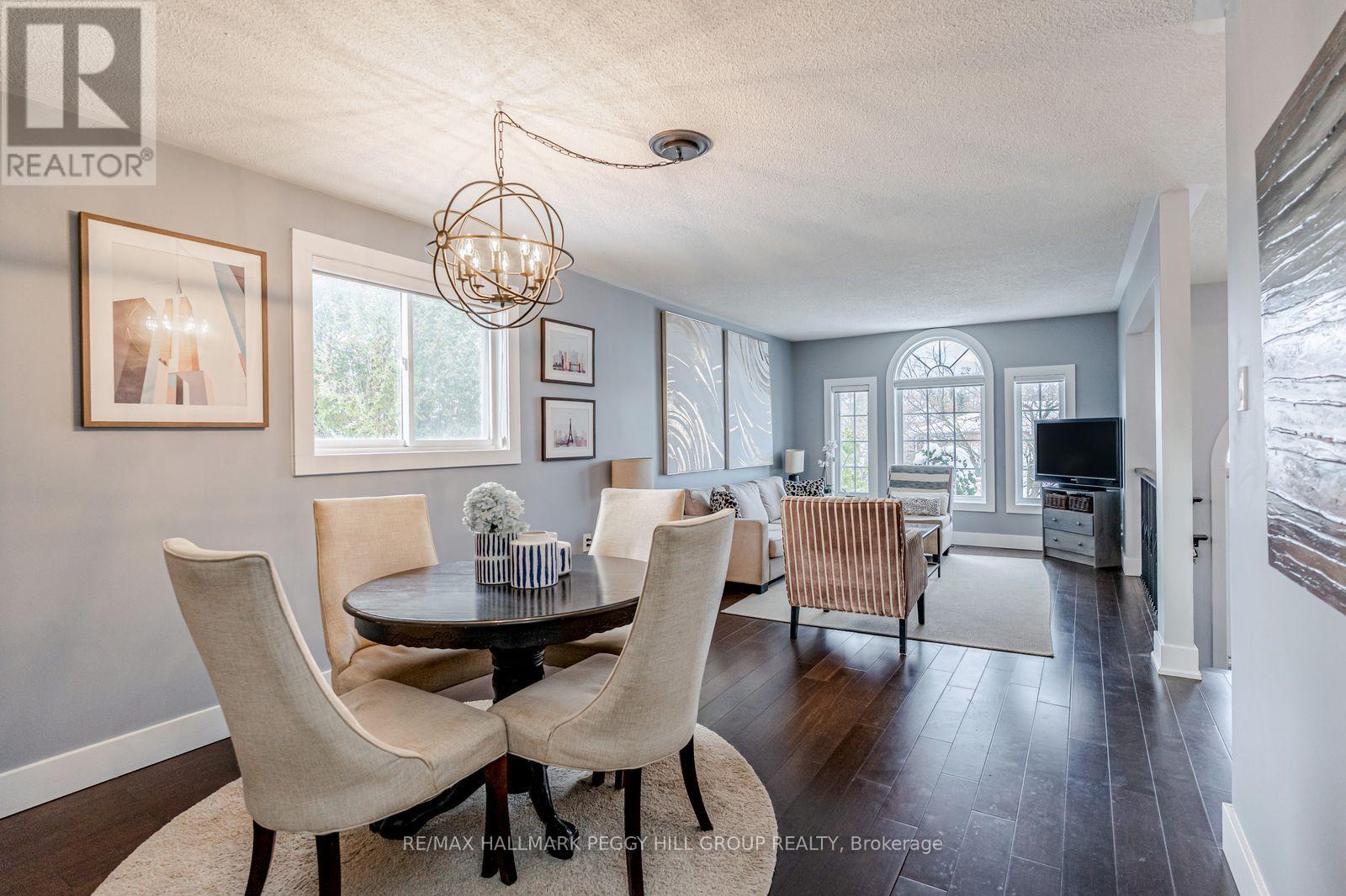 63 Mapleton Avenue, Barrie (Holly), Ontario  L4N 7L7 - Photo 4 - S12633372