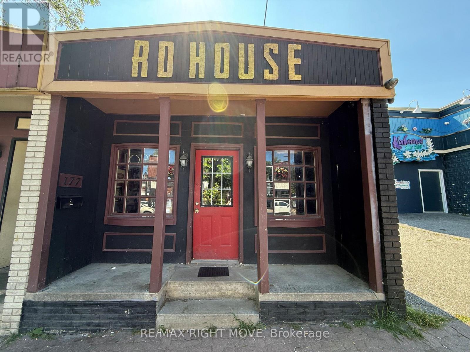 177 MISSISSAGA STREET E, Orillia, Ontario