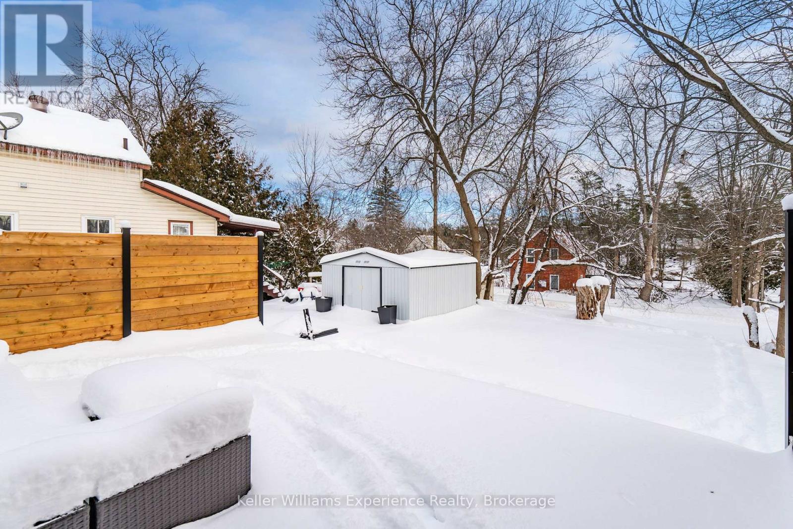 3355 Muskoka Street, Severn, Ontario L0K 2B0 - Photo 30 - S12540596