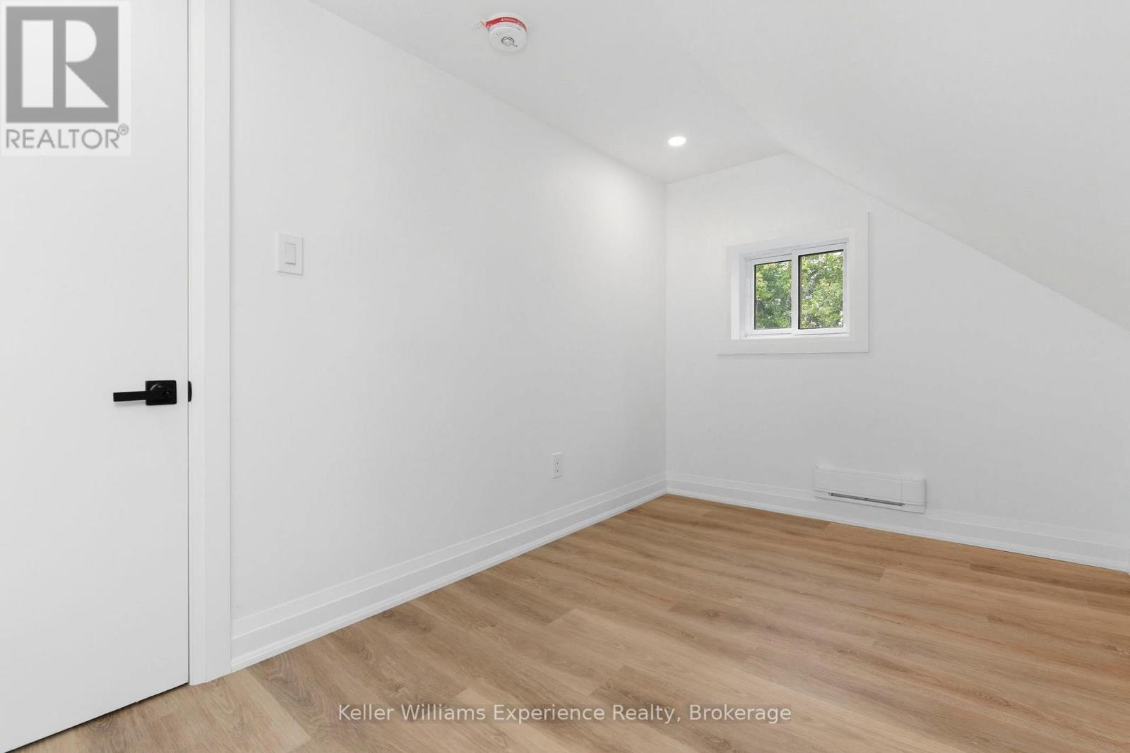 3355 Muskoka Street, Severn, Ontario L0K 2B0 - Photo 26 - S12540596