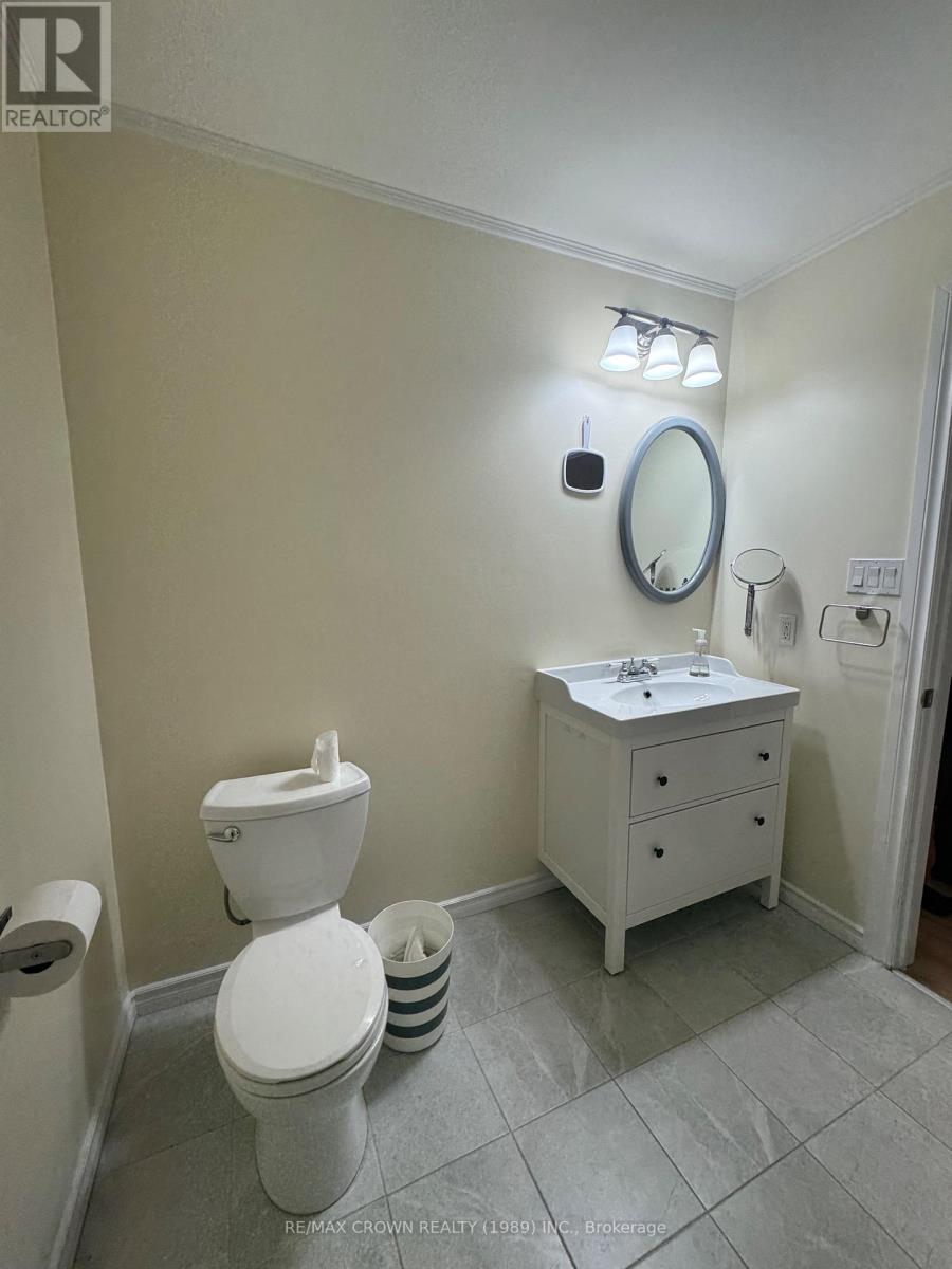 652 Scollard Street, North Bay, Ontario  P1B 5A1 - Photo 9 - X12633510