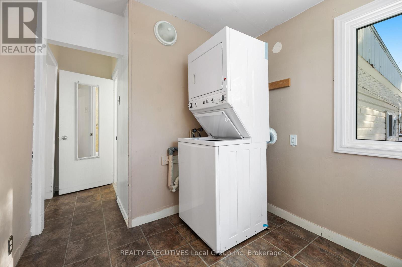 141 Bay Street, Callander, Ontario  P0H 1H0 - Photo 22 - X12633542