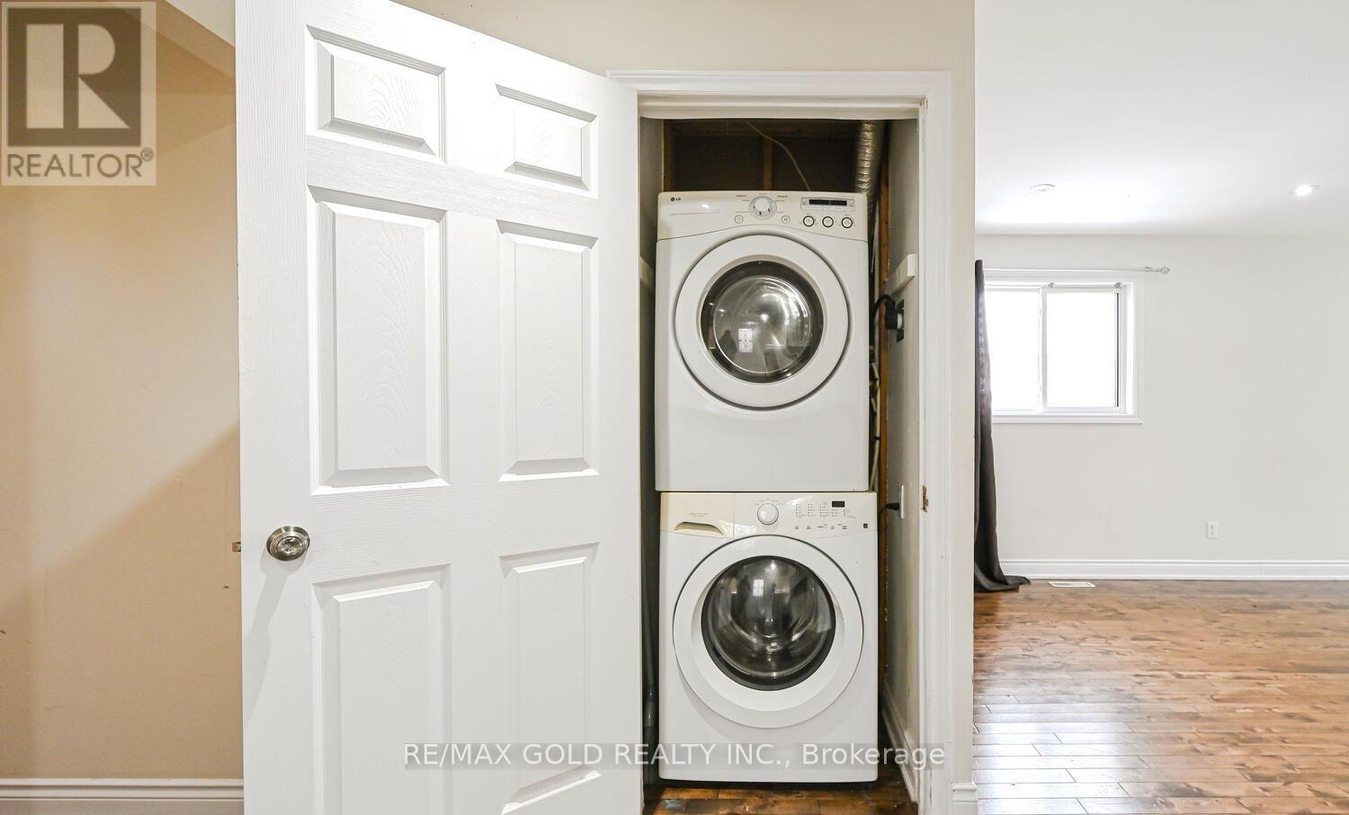 228 Martindale Crescent, Brampton, Ontario  L6X 2V2 - Photo 13 - W12633378