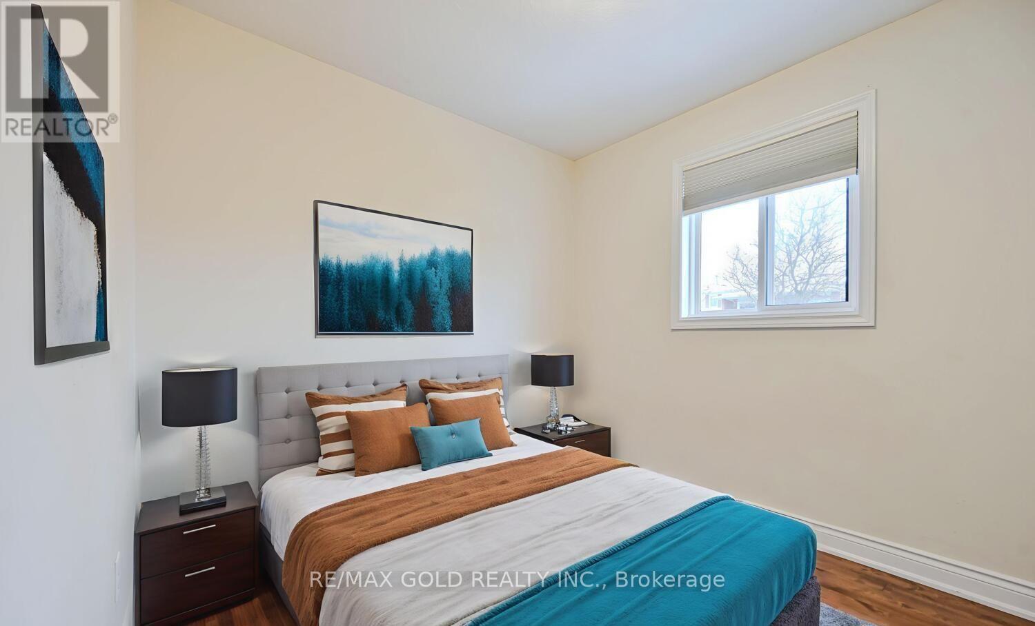 228 Martindale Crescent, Brampton, Ontario  L6X 2V2 - Photo 17 - W12633378