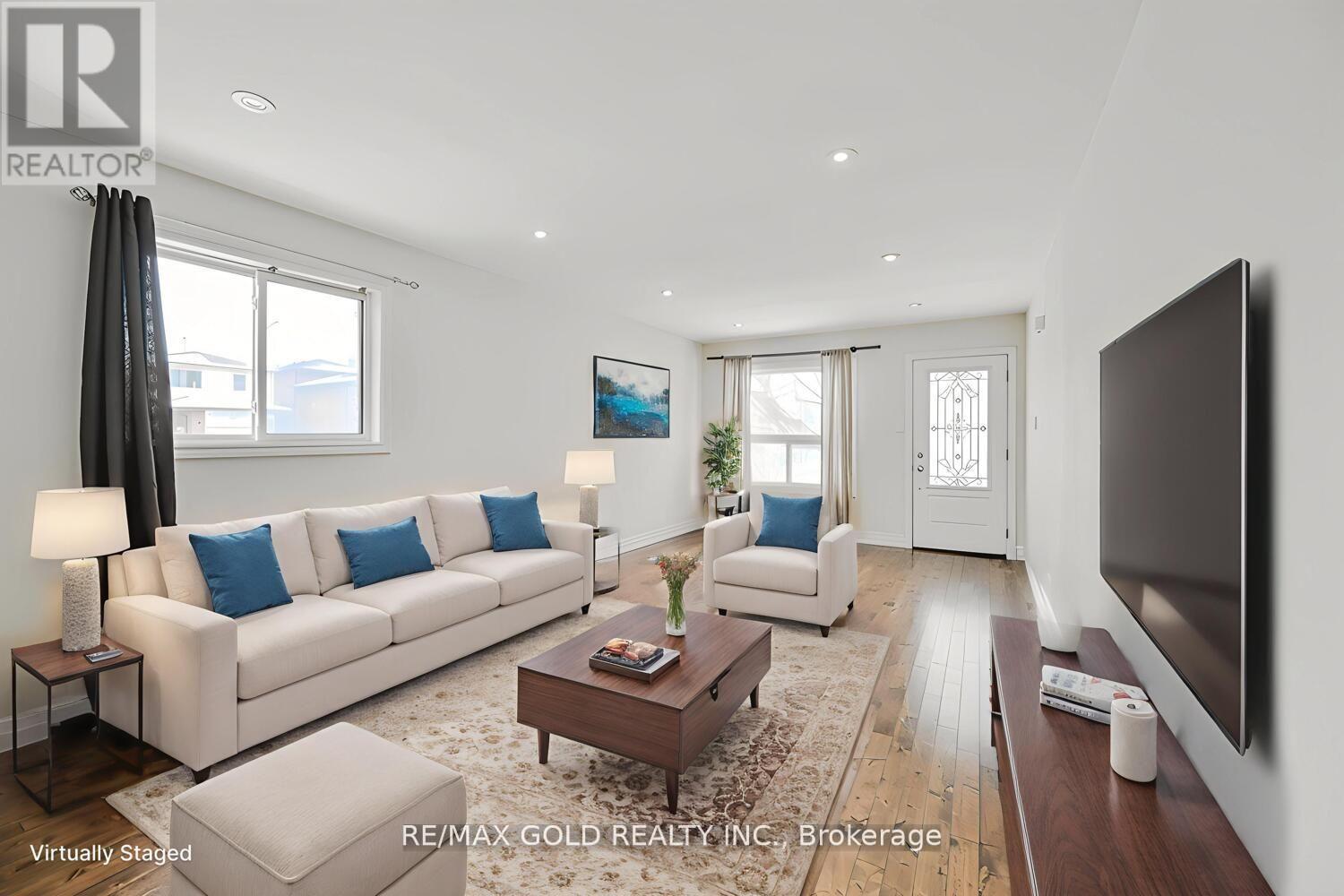 228 Martindale Crescent, Brampton, Ontario  L6X 2V2 - Photo 5 - W12633378