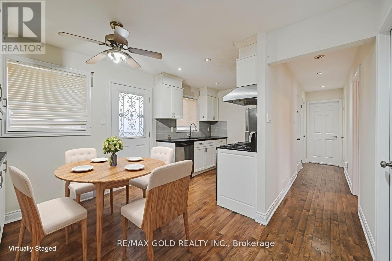 228 Martindale Crescent, Brampton, Ontario  L6X 2V2 - Photo 6 - W12633378