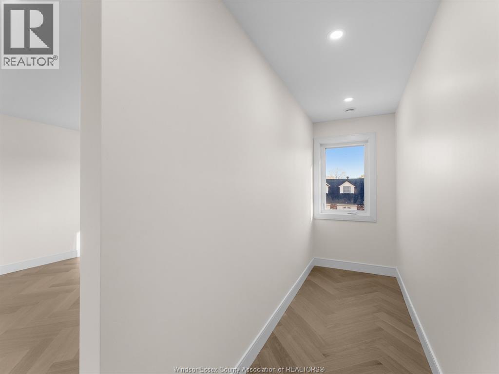 3221 Byng, Windsor, Ontario  N8W 3H1 - Photo 13 - 25031679