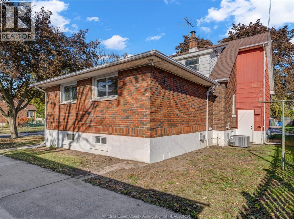 1705-07 Alexis Rd, Windsor, Ontario  N8Y 4P6 - Photo 10 - 25031567