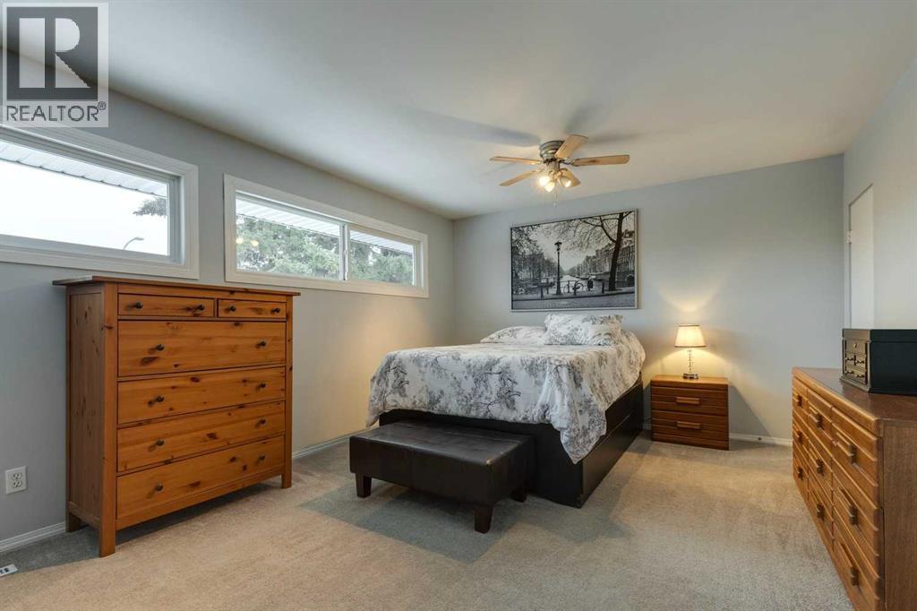 681 Regal Park Ne, Calgary, Alberta  T2E 0S6 - Photo 17 - A2274274