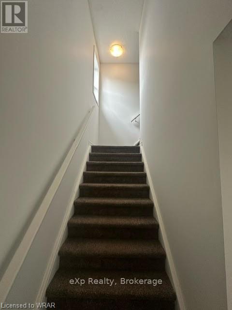 Upper - 25 Kendell Lane, Ingersoll, Ontario N5C 3J1 - Photo 10 - X12633512