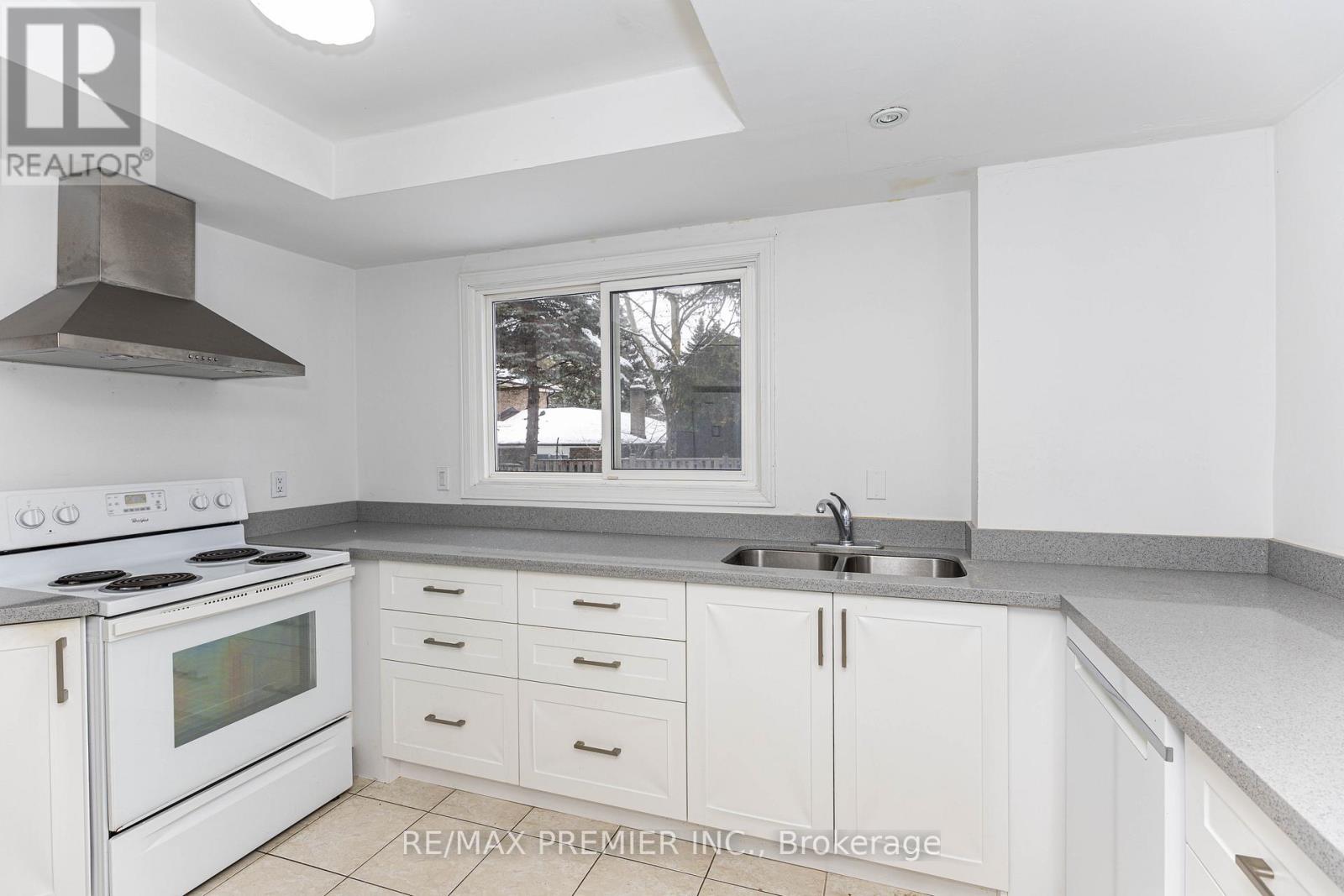 3161 Bayview Avenue, Toronto, Ontario  M2K 1G2 - Photo 6 - C12582292