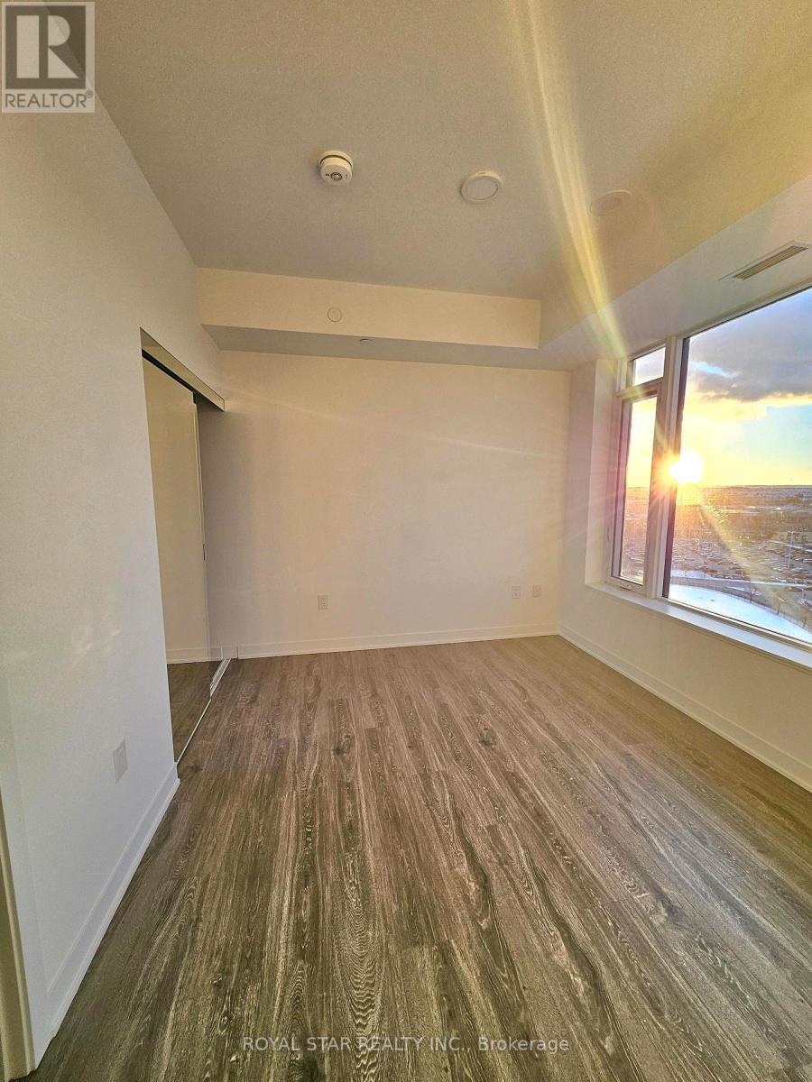 1210 - 2495 Eglinton Avenue W, Mississauga, Ontario  L5M 2T2 - Photo 10 - W12631764