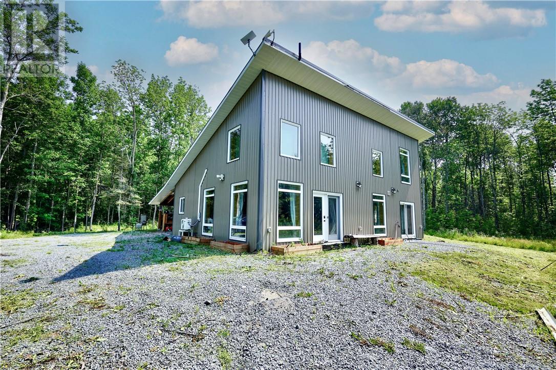 449C Lake Road, St. Charles, Ontario