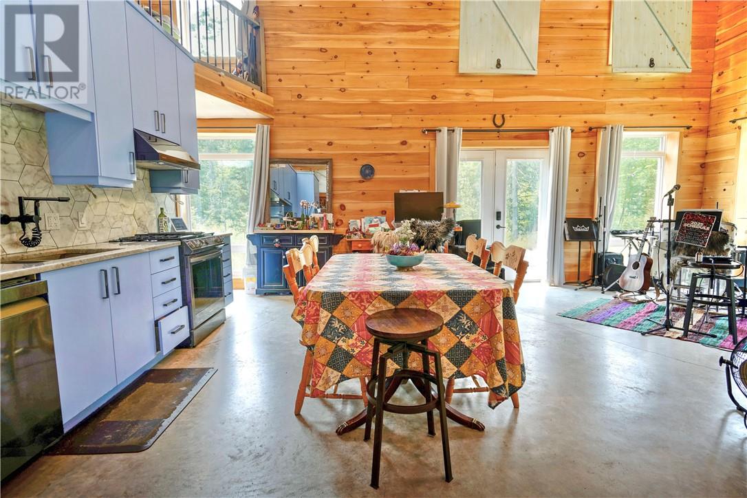 449c Lake Road, St. Charles, Ontario  P0M 2W0 - Photo 10 - 2125903