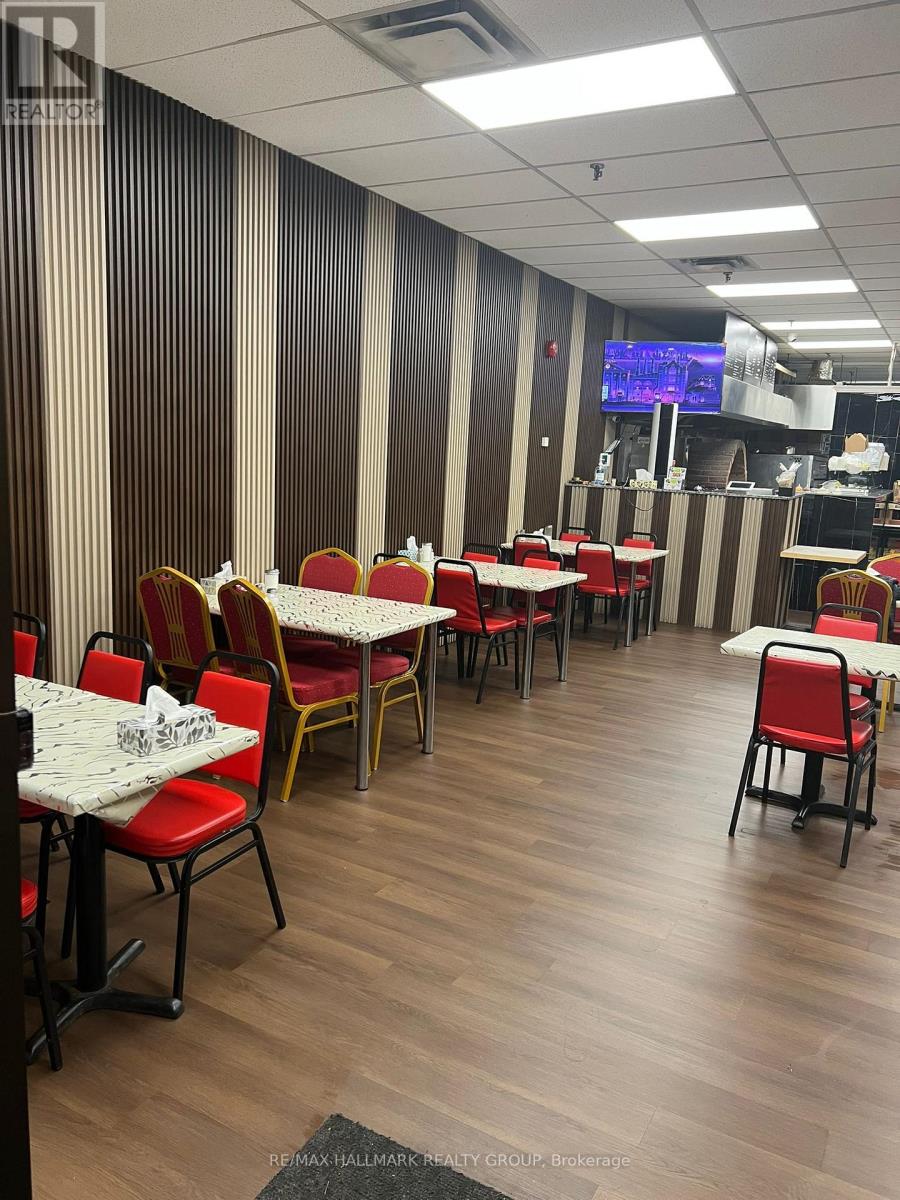 1002 - 3310 Mccarthy Road, Ottawa, Ontario  K1V 9S1 - Photo 3 - X12633502