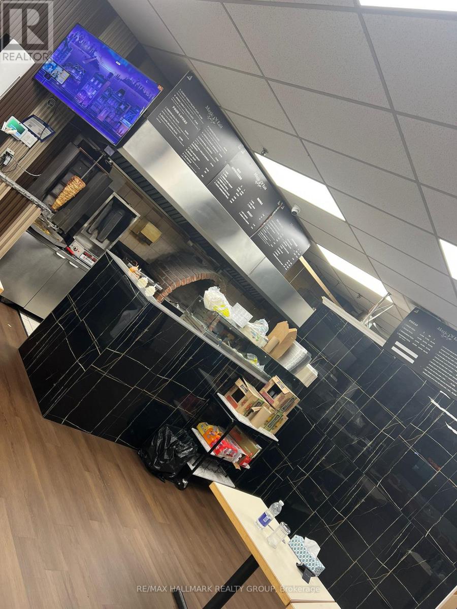 1002 - 3310 Mccarthy Road, Ottawa, Ontario  K1V 9S1 - Photo 8 - X12633502