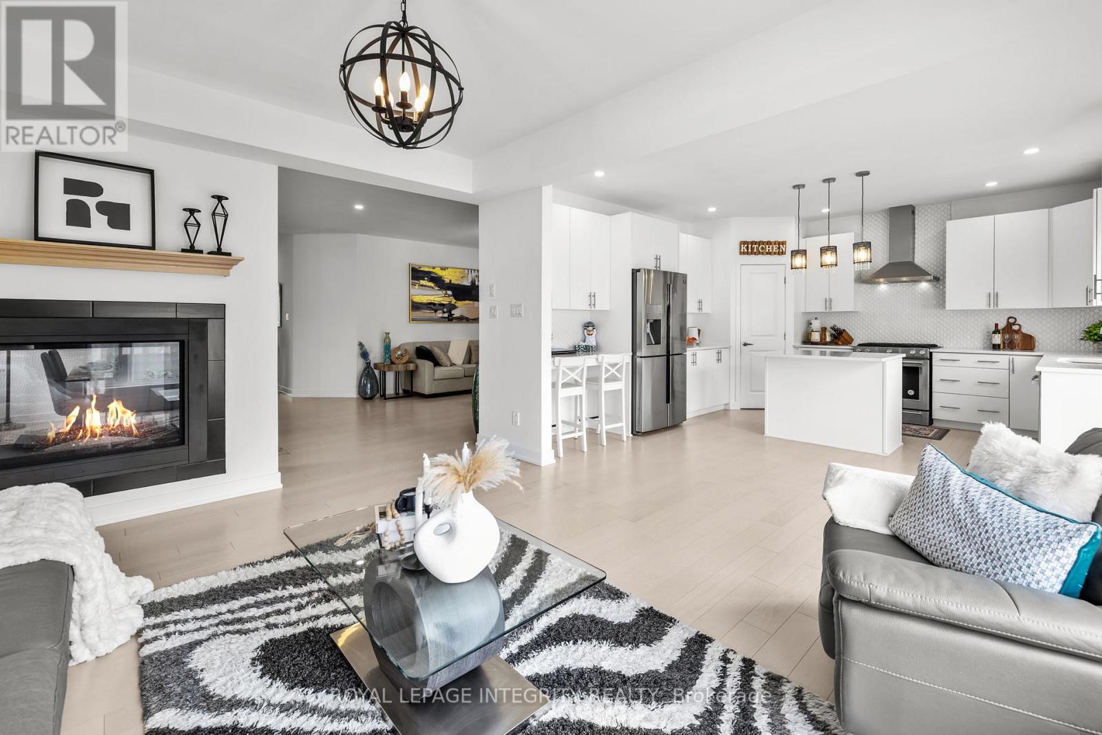 50 Angel Heights, Ottawa, Ontario K2S 2N4 - Photo 14 - X12633548