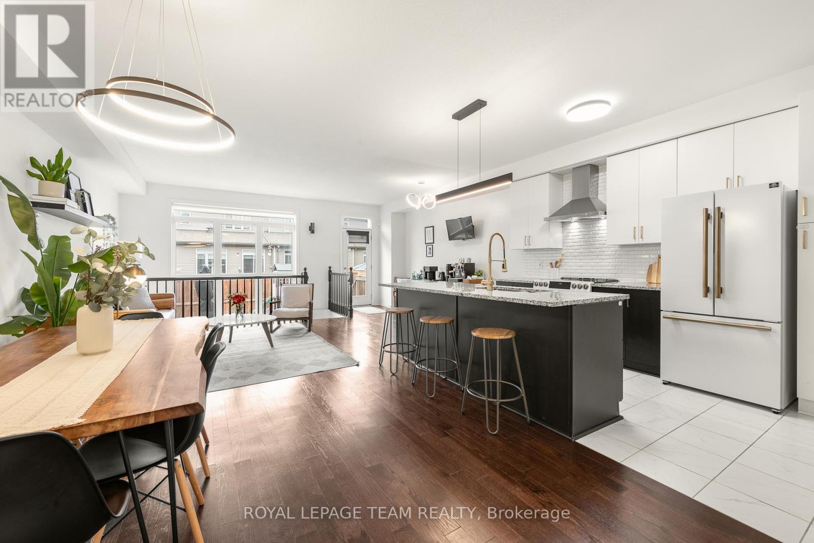 544 Rioja Street, Ottawa, Ontario  K2S 0V8 - Photo 11 - X12633582