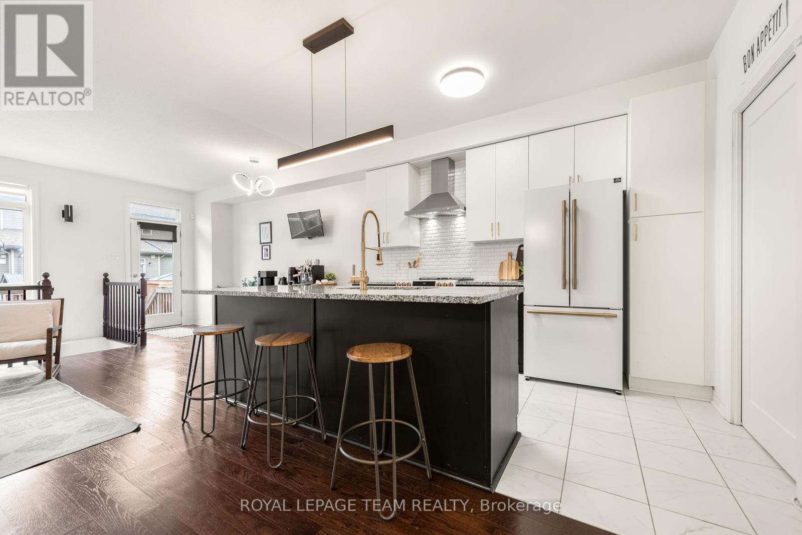 544 Rioja Street, Ottawa, Ontario  K2S 0V8 - Photo 12 - X12633582