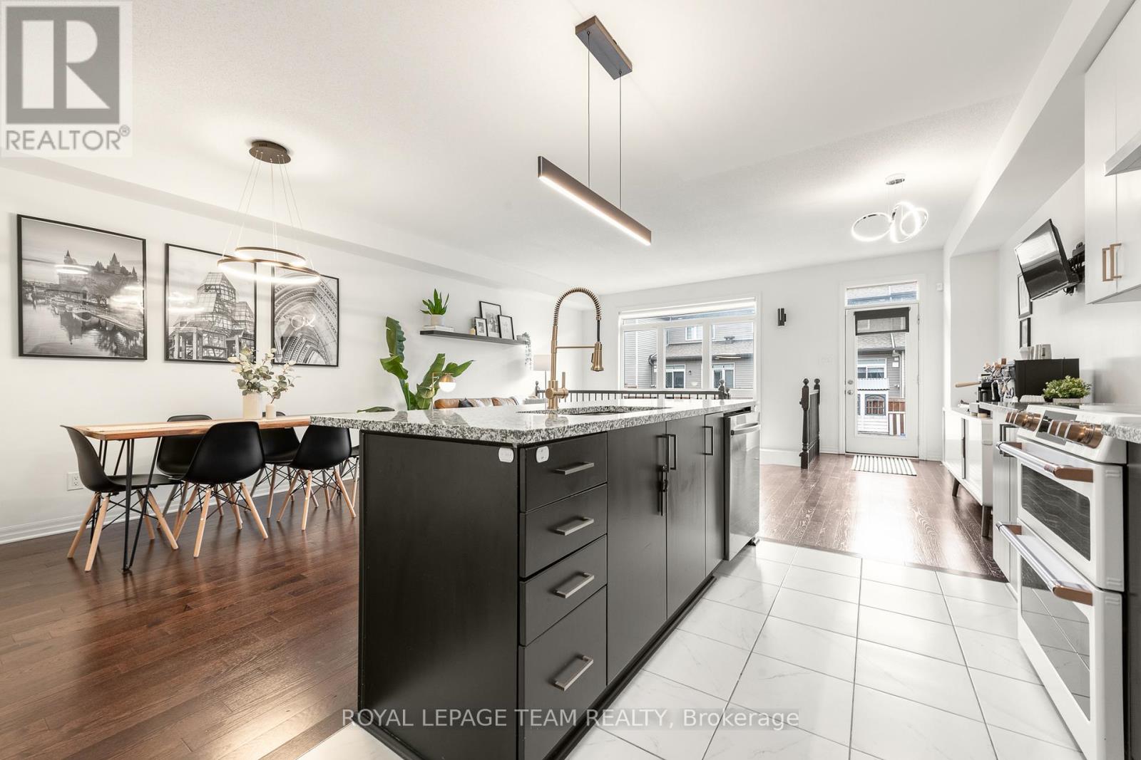 544 Rioja Street, Ottawa, Ontario  K2S 0V8 - Photo 14 - X12633582