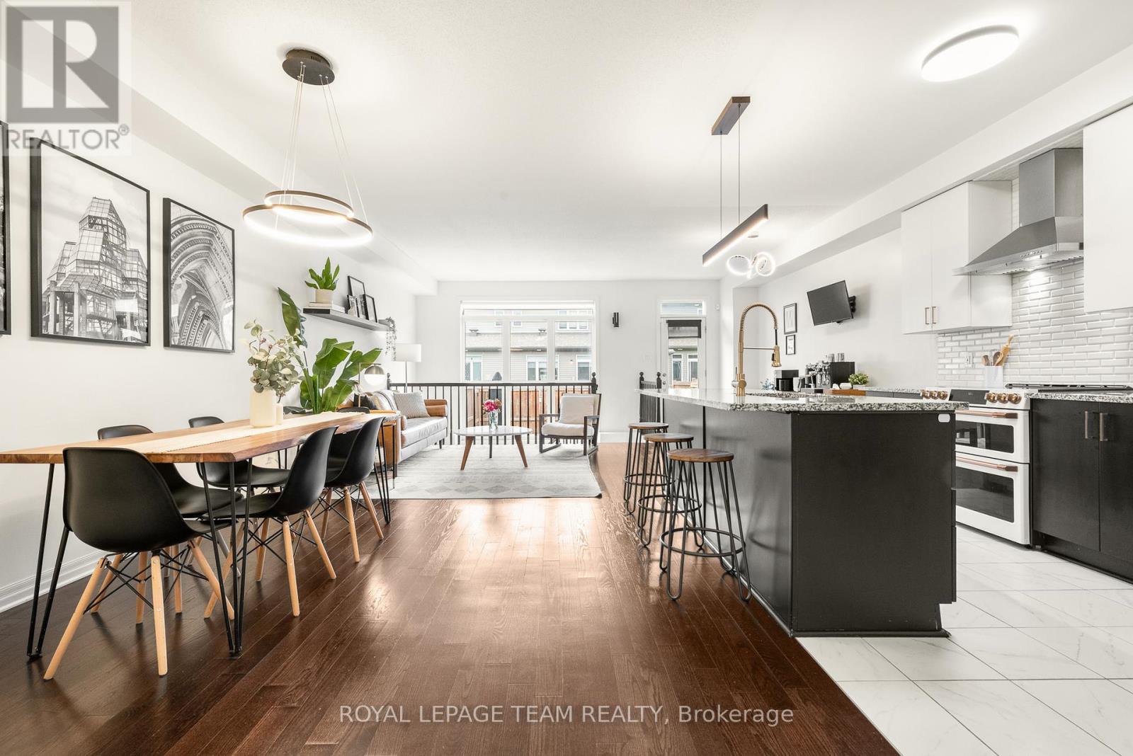 544 Rioja Street, Ottawa, Ontario  K2S 0V8 - Photo 8 - X12633582