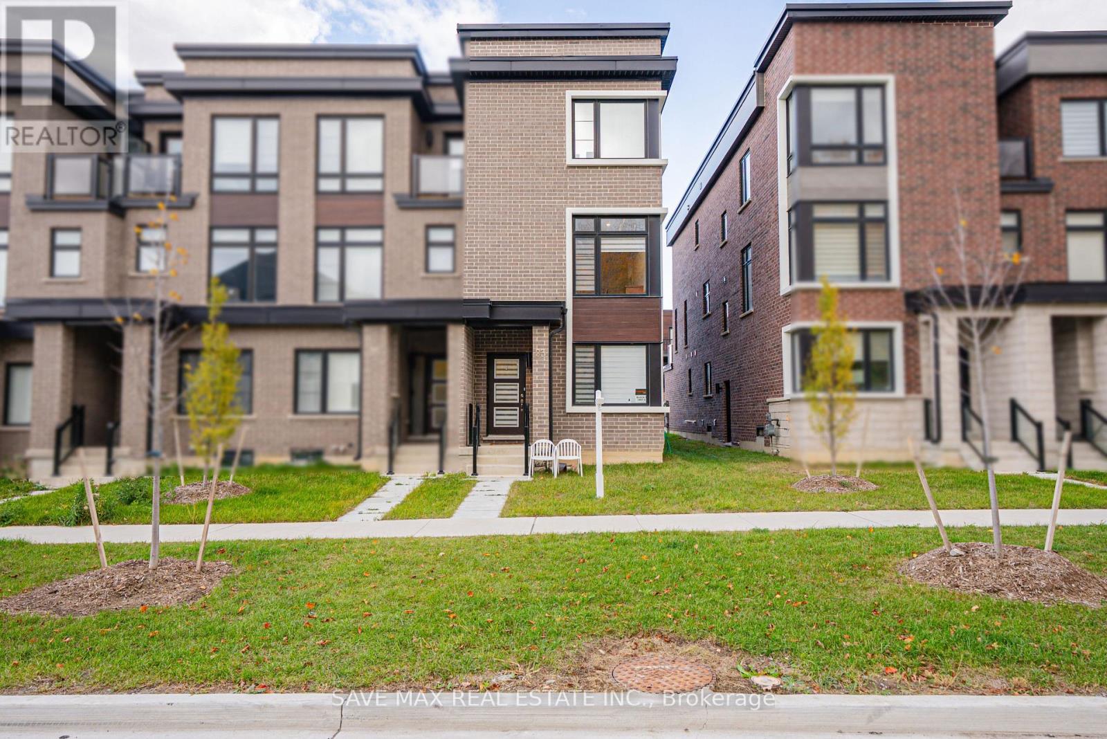 93 CORNELL ROUGE BOULEVARD, Markham, Ontario